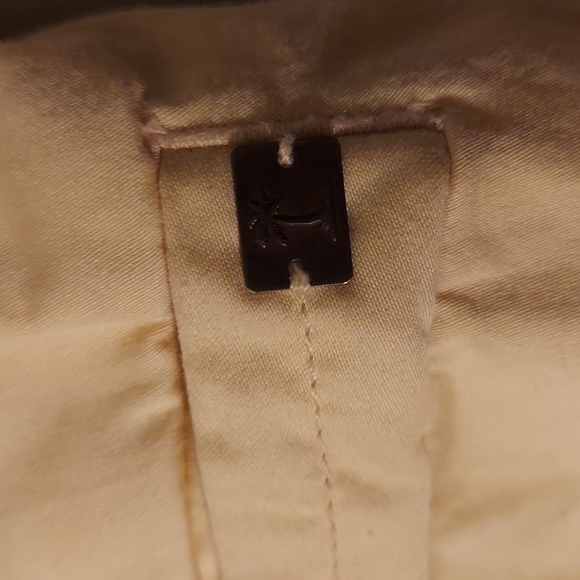 Tommy Bahama Shorts Stretch  Size 2 - Picture 8 of 8